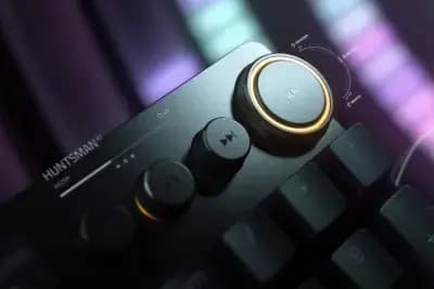 RZ03-03930100-R3M1, Razer Keyboard Huntsman V2 RGB 108key Red Switch USB EN, black